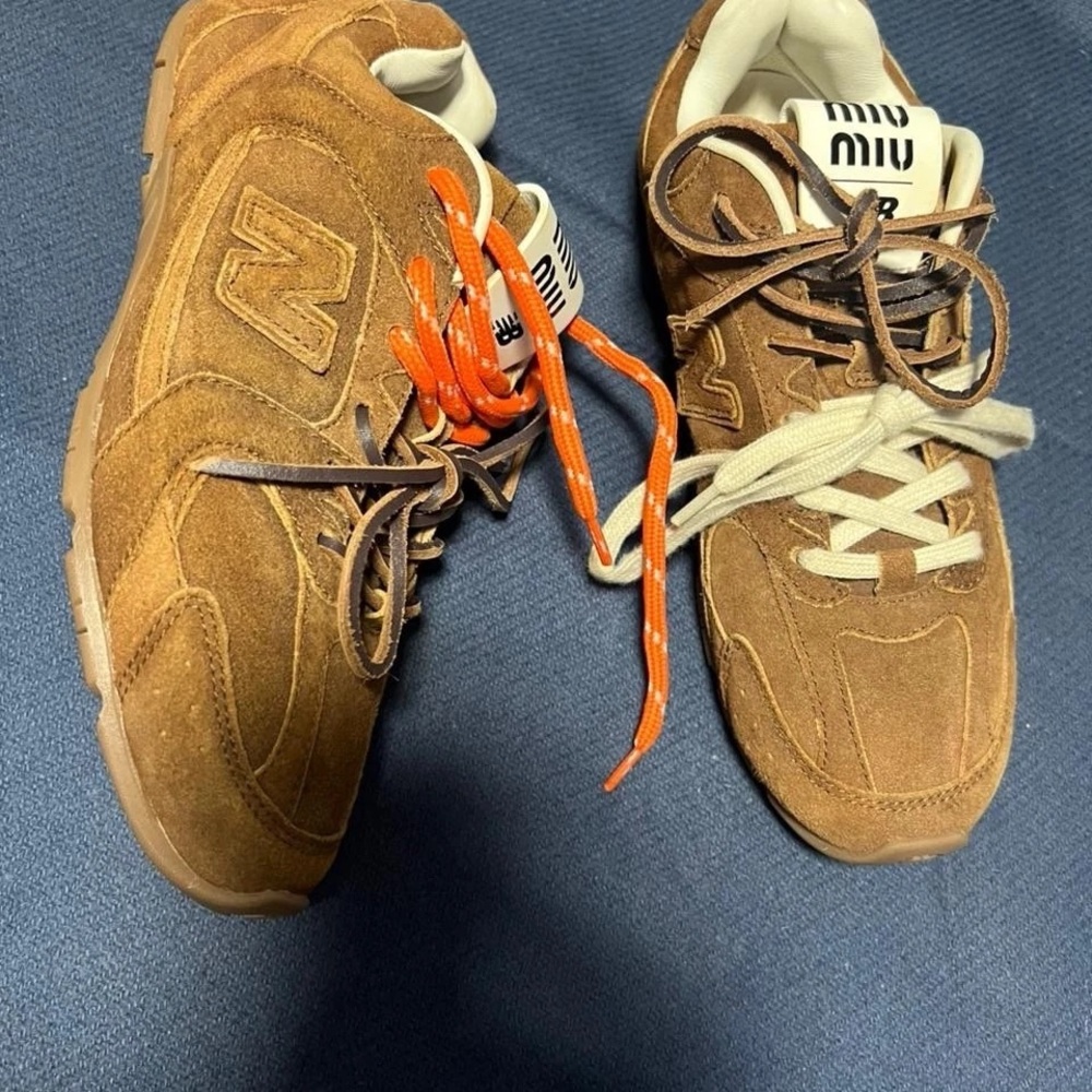Miu Miu Brown Suede Sneakers with Contrast Laces - Picture 5 of 9